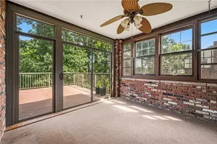 1318 Ridgewood Dr, Pittsburgh, PA 15101 - Photo 17