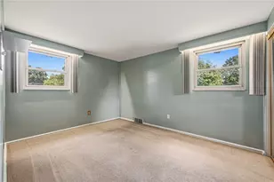 1318 Ridgewood Dr, Pittsburgh, PA 15101 - Photo 13
