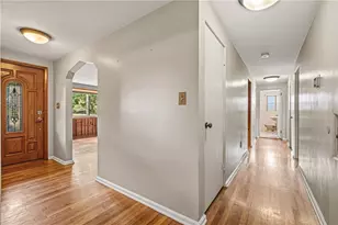 1318 Ridgewood Dr, Pittsburgh, PA 15101 - Photo 11