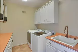 9409 Babcock Blvd, Pittsburgh, PA 15101 - Photo 31