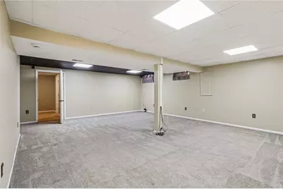 111 Aberdeen Dr, Cranberry Township, PA 16066 - Photo 37
