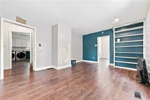 185 N Hassel Rd, Jefferson Township, PA 16150 - Photo 11