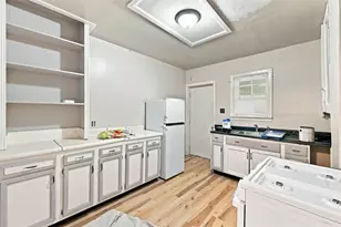 502 Broadway Ave, McKees Rocks, PA 15136 - Photo 3