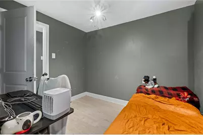 7087 Baptist Rd, Bethel Park, PA 15102 - Photo 11