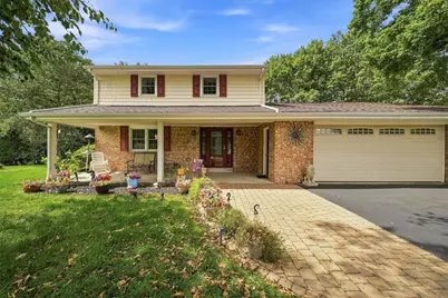 1217 Pleasant St, Raccoon Township, PA 15001 - Photo 1