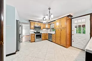 1217 Pleasant St, Raccoon Township, PA 15001 - Photo 9