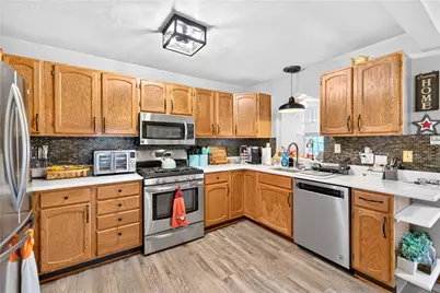 4427 Elizabeth  Street, West Mifflin, PA 15122 - Photo 7