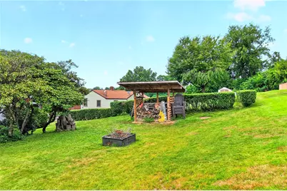 4427 Elizabeth  Street, West Mifflin, PA 15122 - Photo 13