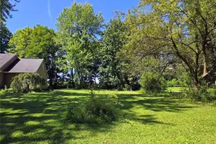 838 Orchard Terrace Dr, Wilmington Township, PA 16142 - Photo 31