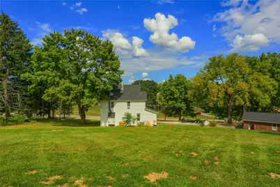 5937 Portersville Rd, Perry Township, PA 16051 - Photo 15