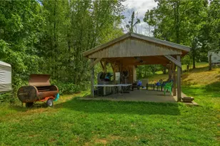 5937 Portersville Rd, Perry Township, PA 16051 - Photo 11