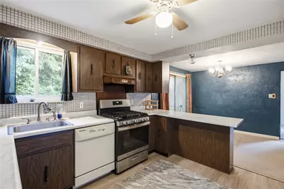 411 Parallel Ave, Pittsburgh, PA 15210 - Photo 13