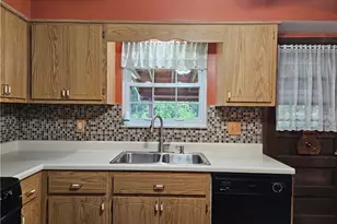 1501 Meade Ave, New Kensington, PA 15068 - Photo 11
