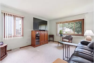 205 Kirkwood Drive, Cranberry Township, PA 16066 - Photo 3