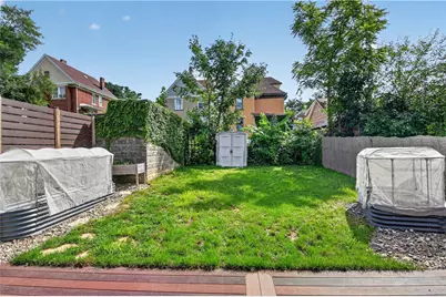 2339 Walton Ave, Pittsburgh, PA 15210 - Photo 37