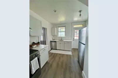 1424 McFarland Rd, Pittsburgh, PA 15216 - Photo 11