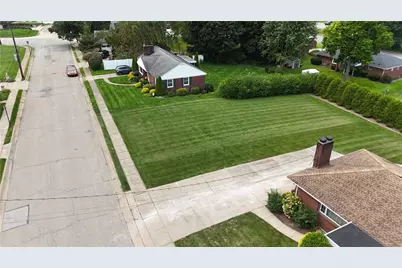 2120 Ritchie Street, Aliquippa, PA 15001 - Photo 3