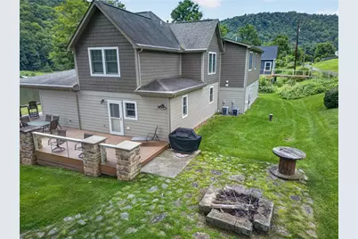 2298 Monterey Rd, Marion Township, PA 16049 - Photo 7