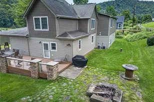 2298 Monterey Rd, Marion Township, PA 16049 - Photo 7