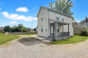 11 W Rear Terrace Ave, New Castle, PA 16102 - Photo 3