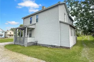 11 W Rear Terrace Ave, New Castle, PA 16102 - Photo 5