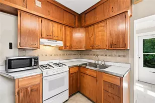 803 Brookline Blvd, Pittsburgh, PA 15226 - Photo 11