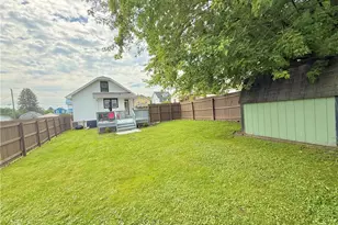 935 Hazel St, New Castle, PA 16101 - Photo 23