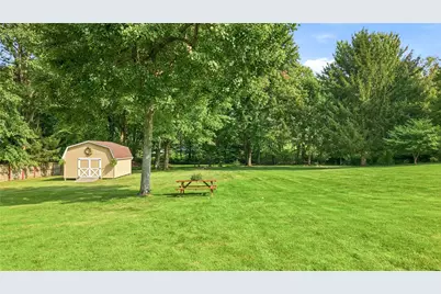 3595 Ridgewood Dr, Hermitage, PA 16148 - Photo 41