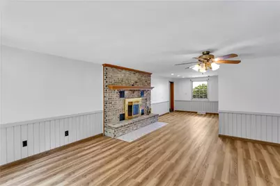 123 Maryland Place, Jeannette, PA 15644 - Photo 23