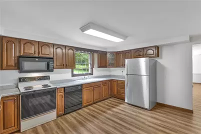123 Maryland Place, Jeannette, PA 15644 - Photo 15