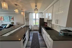 112 Washington Pl, Downtown Pgh, PA 15219 - Photo 13