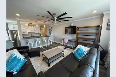 112 Washington Place #17E, Downtown Pgh, PA 15219 - Photo 5