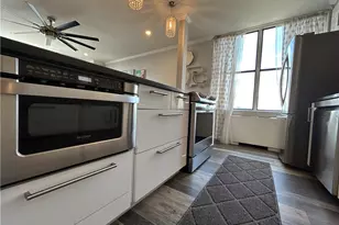 112 Washington Pl, Pittsburgh, PA 15219 - Photo 11