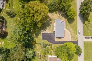 207 Grandview Dr, Peters Township, PA 15317 - Photo 3