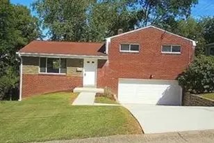 238 Santa Fe Dr, Bethel Park, PA 15102 - Photo 1