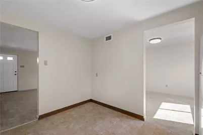 238 Santa Fe Dr, Bethel Park, PA 15102 - Photo 7