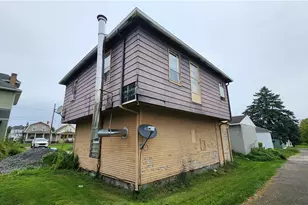 1012 Adams St, New Castle, PA 16101 - Photo 3