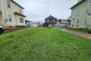 1012 Adams St, New Castle, PA 16101 - Photo 1
