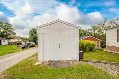 338 Westmoreland St, Belle Vernon, PA 15012 - Photo 25