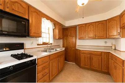 2505 12th Avenue, White Township, PA 15010 - Photo 5