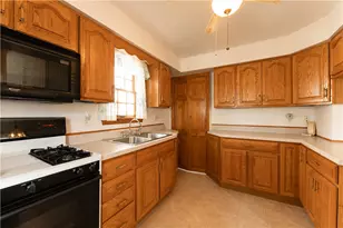 2505 12th Ave, White Township, PA 15010 - Photo 5