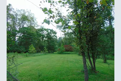 100 Robbins Drive, West Newton, PA 15089 - Photo 9