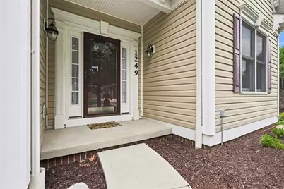 1249 Snee Dr, South Park, PA 15236 - Photo 3