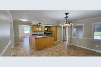702 Neal St, New Castle, PA 16101 - Photo 11