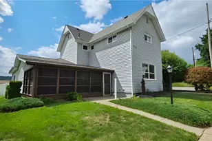 702 Neal St, New Castle, PA 16101 - Photo 1