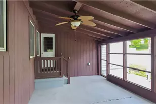 702 Neal St, New Castle, PA 16101 - Photo 13