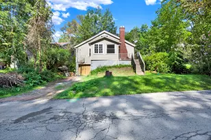 15 Allen Way, White Oak, PA 15131 - Photo 7