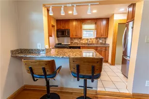 1130 Downlook St, Pittsburgh, PA 15201 - Photo 17