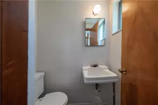 9948 Saltsburg Rd, Pittsburgh, PA 15239 - Photo 7
