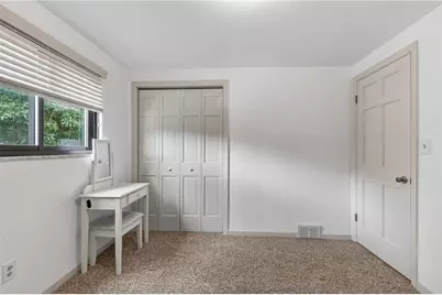 326 Highland Pines Dr, Ross Twp, PA 15237 - Photo 35